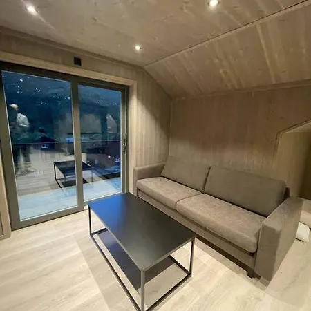 Resvegen 63 * Stranda (More og Romsdal)