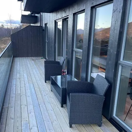 Resvegen 63 *